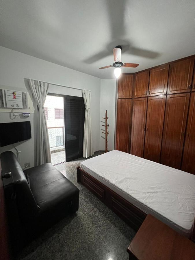 Apartamento No Guaruja Enseada A Beira Mar, Otima Localidade E Com Ar Condicionado Exterior foto